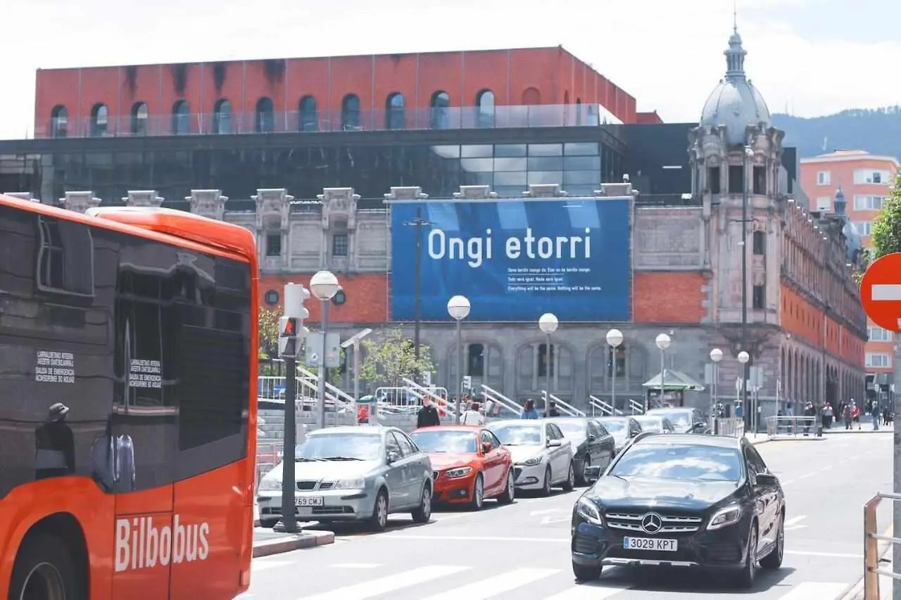 Home-Loving Apartment Bilbao Centre With Parking