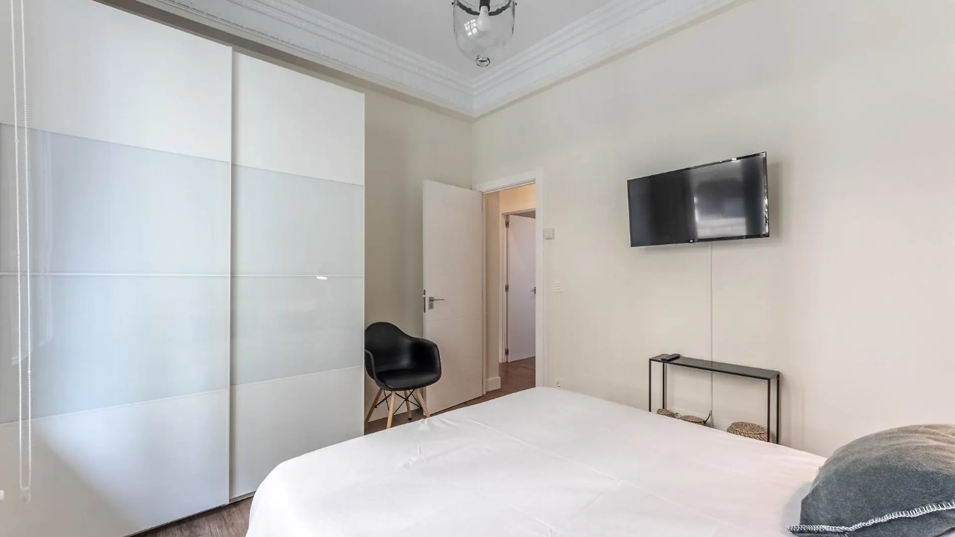 Home-Loving Apartment Bilbao Centre With Parking