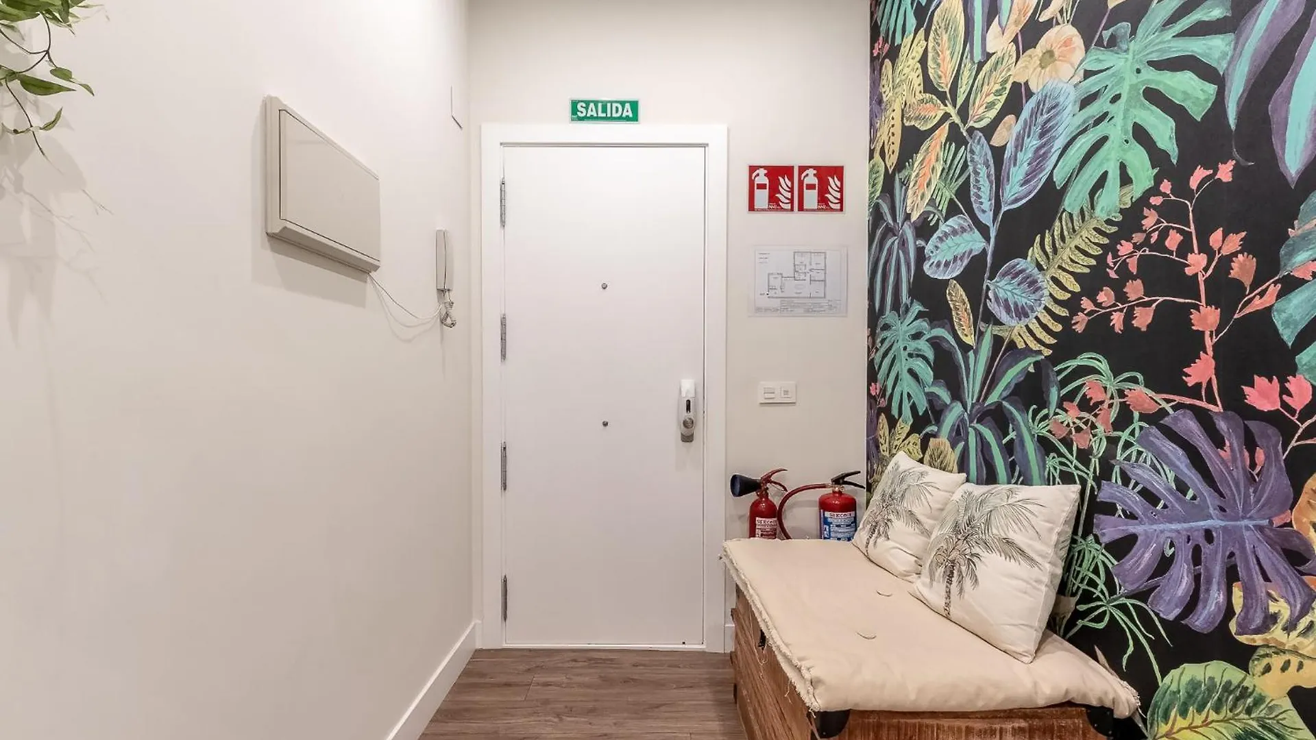 Home-Loving Apartment Bilbao Centre With Parking
